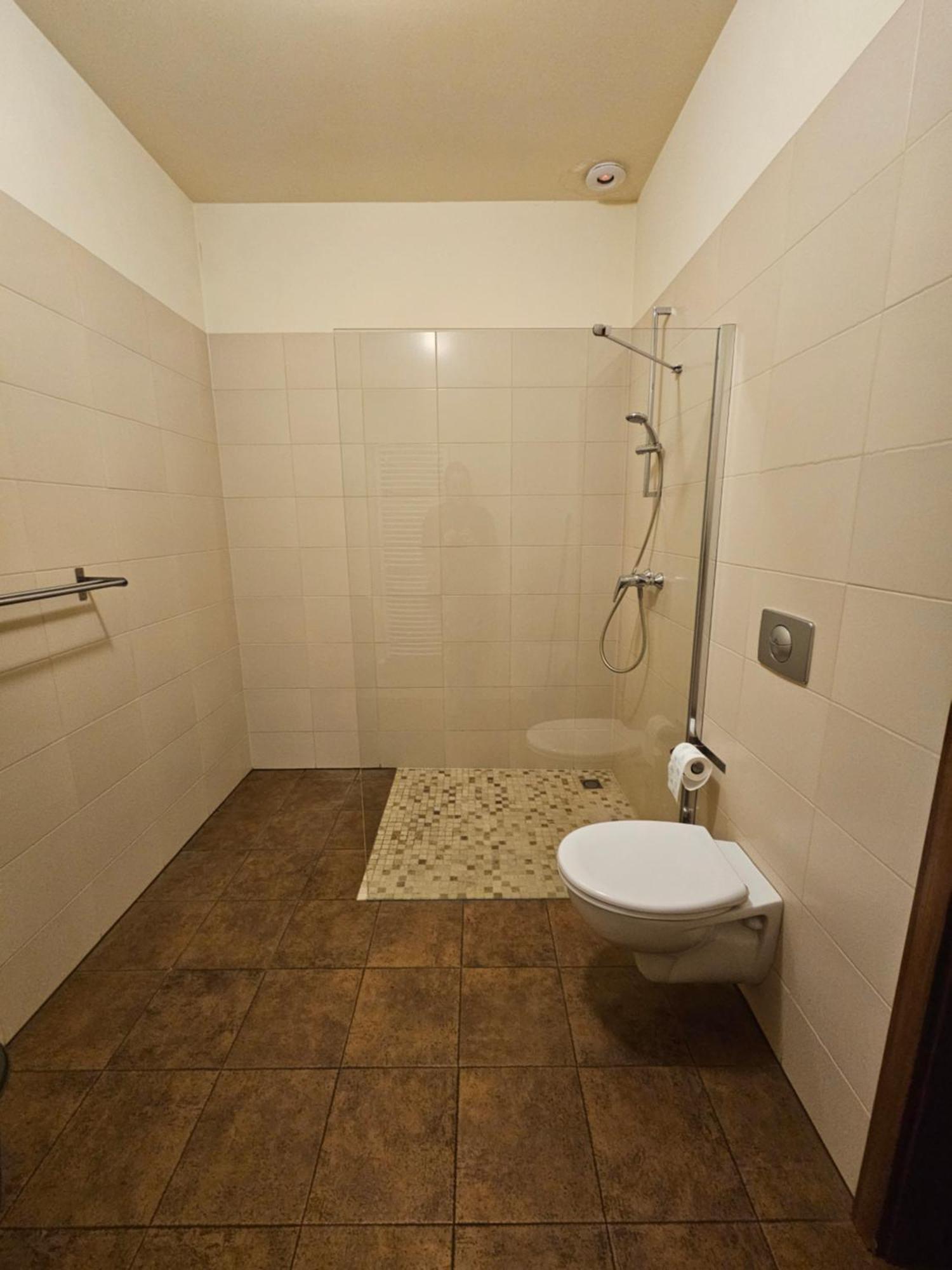 Gospodarstwo Nad Jeziorem Zalom  Exterior foto